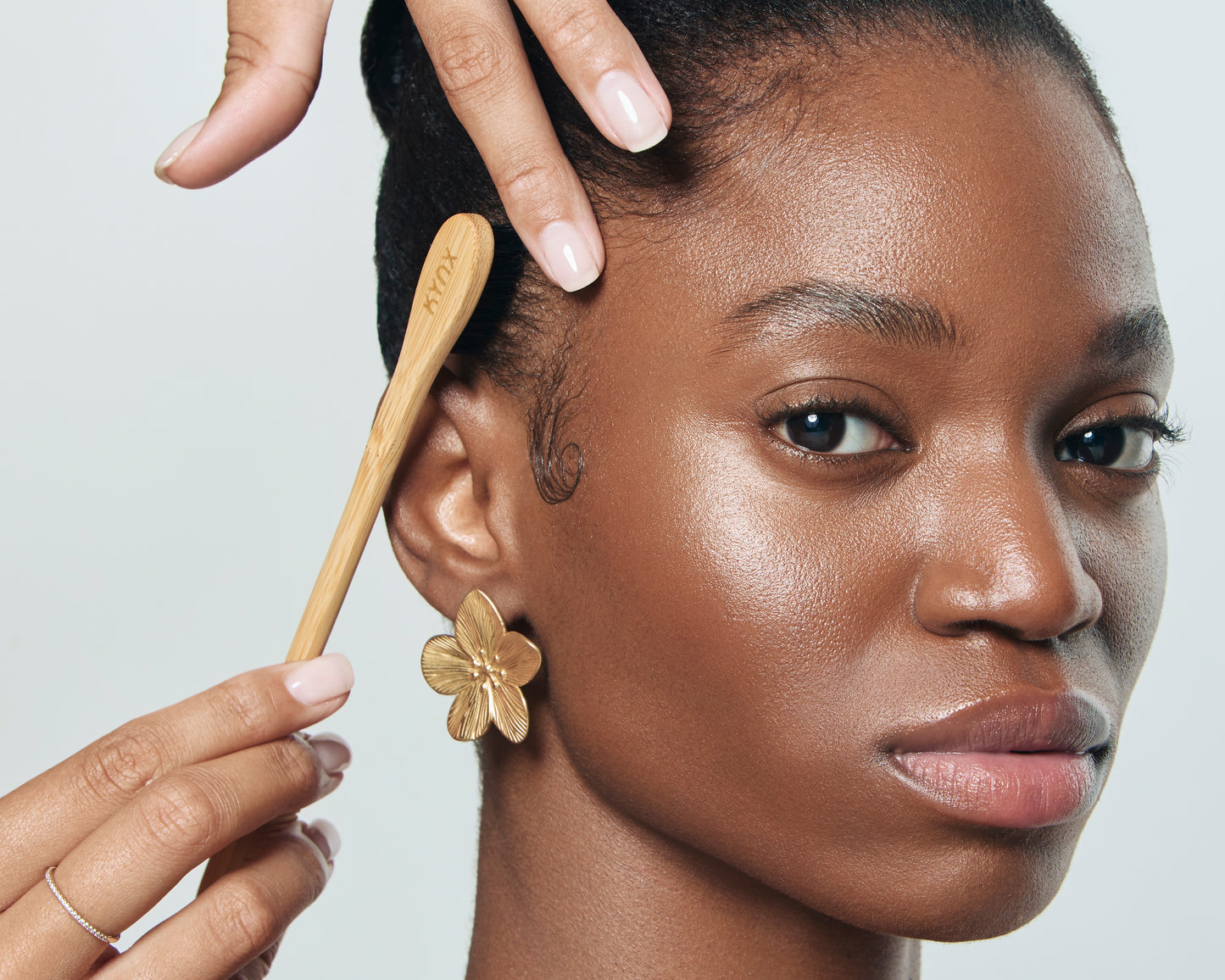 KYNX Edge Styling Brush